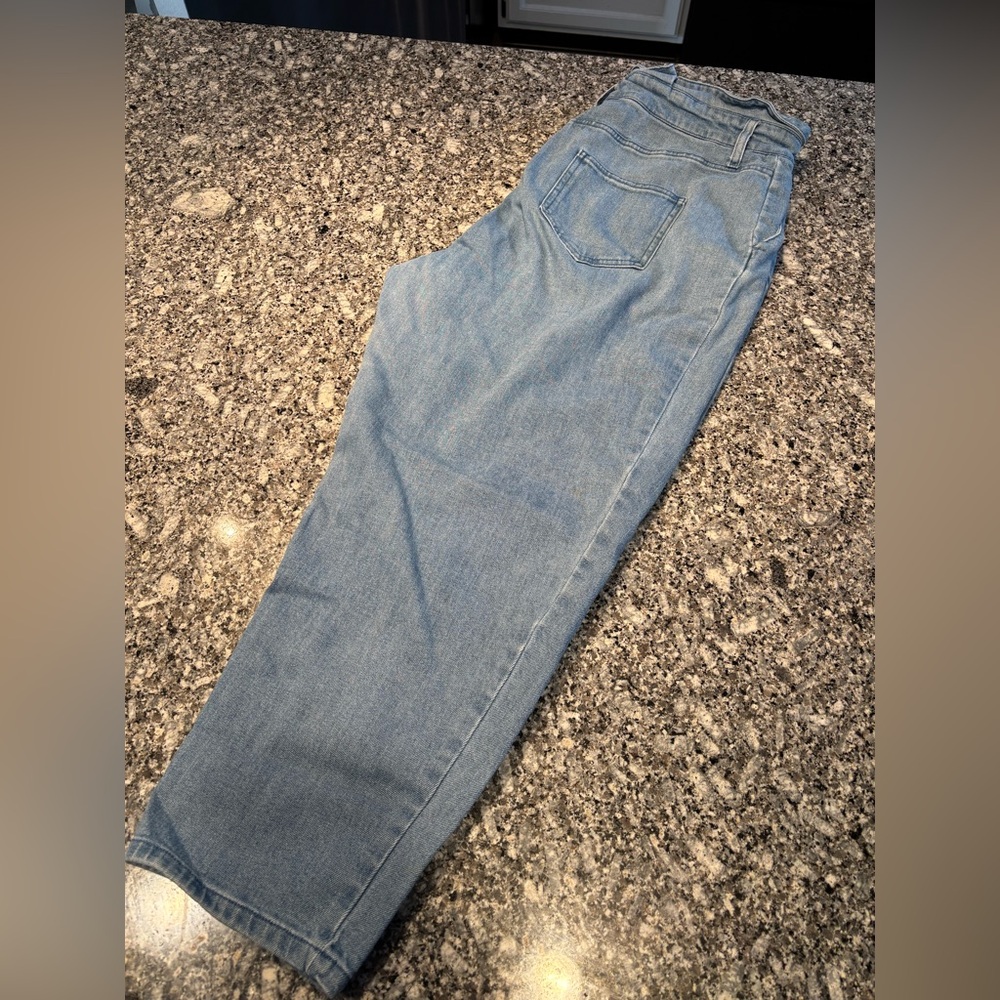 Who What Wear Women's Paperbag Mom Jeans / Size 16